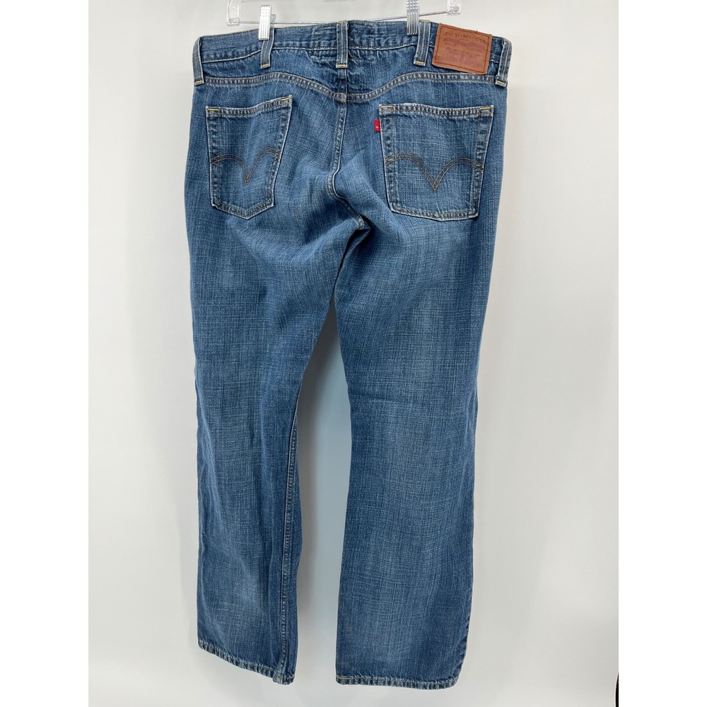 Levi's 514 Slim Straight Jeans Mens 38x32 Blue Medium Wash Denim Pants - Picture 3 of 9